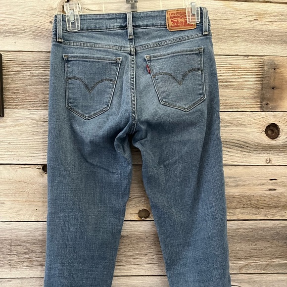 Levi 711 Skinny Jeans (26) - Picture 3 of 3